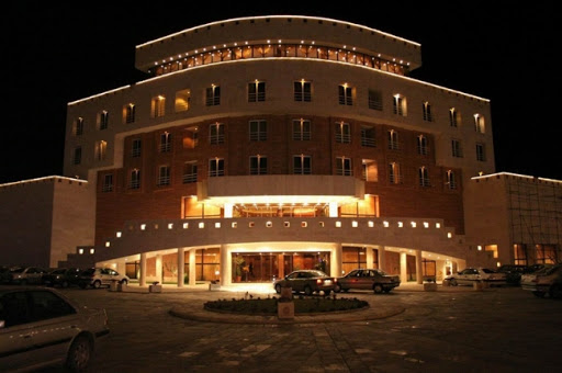 رزرو هتل بزرگ زنجان