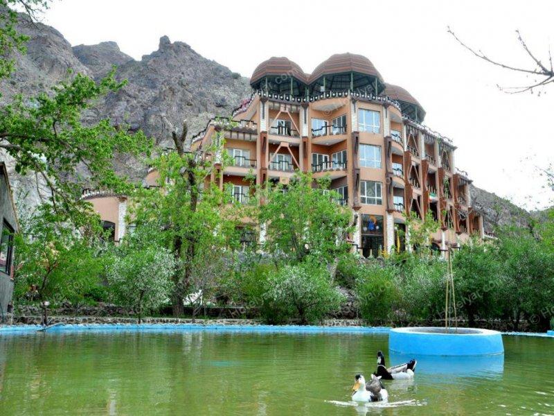 رزرو هتل بزرگ کوهستان بیرجند